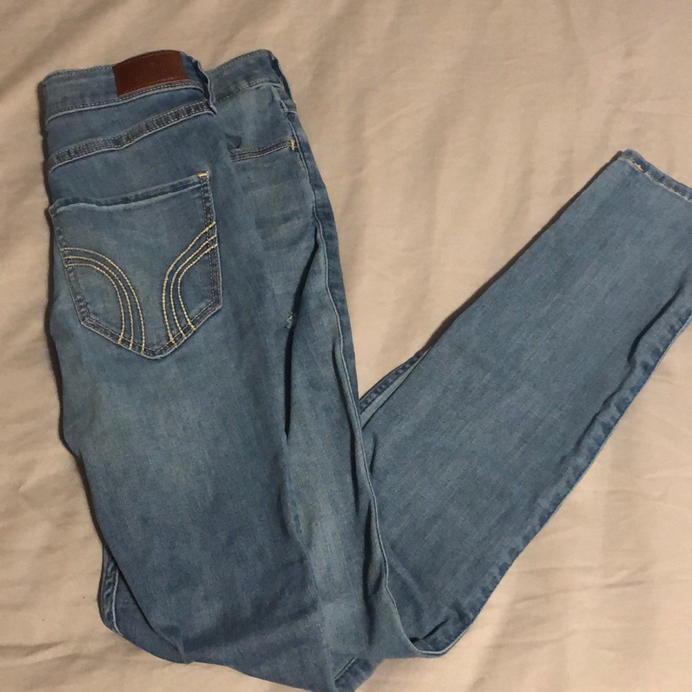 Hollister High-Rise Super Skinny Jeans